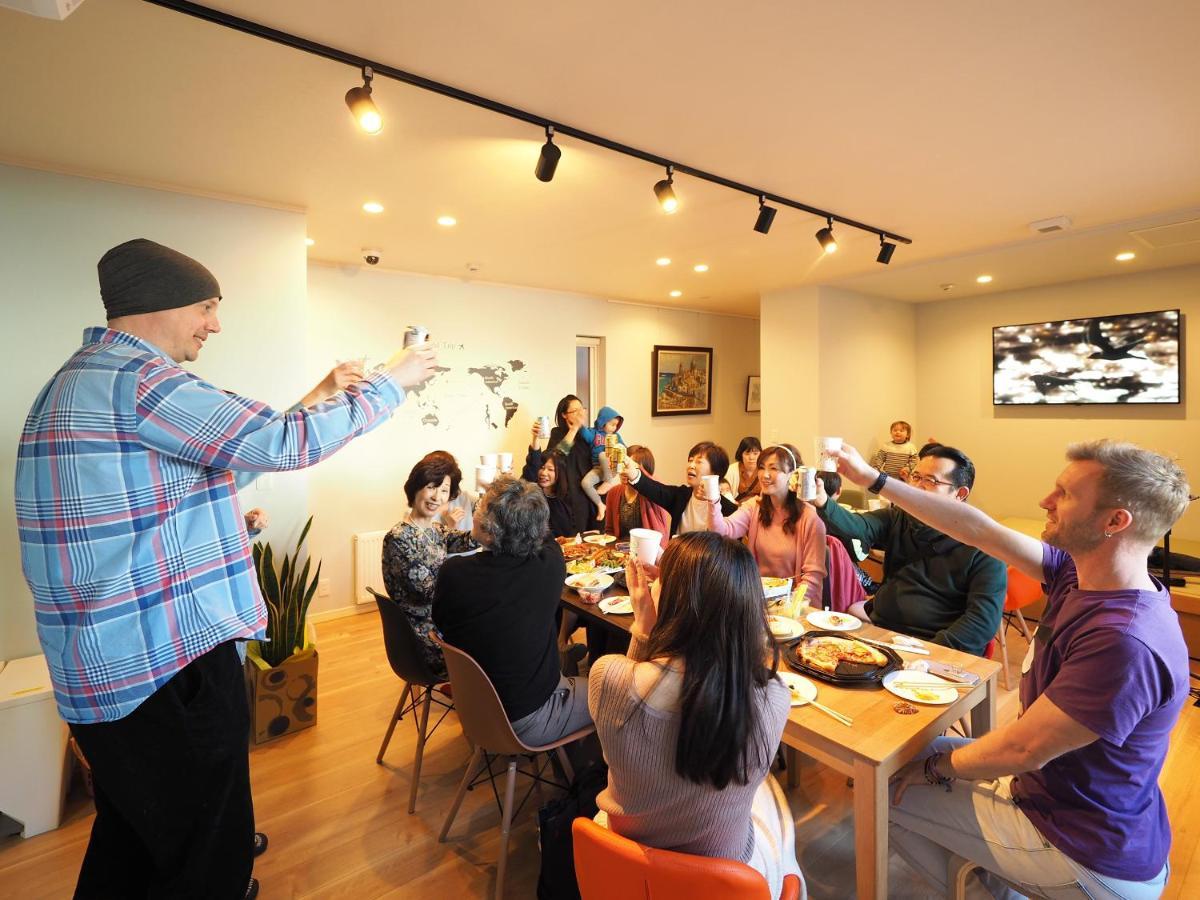 Family Tree Guest House Sapporo Exterior foto